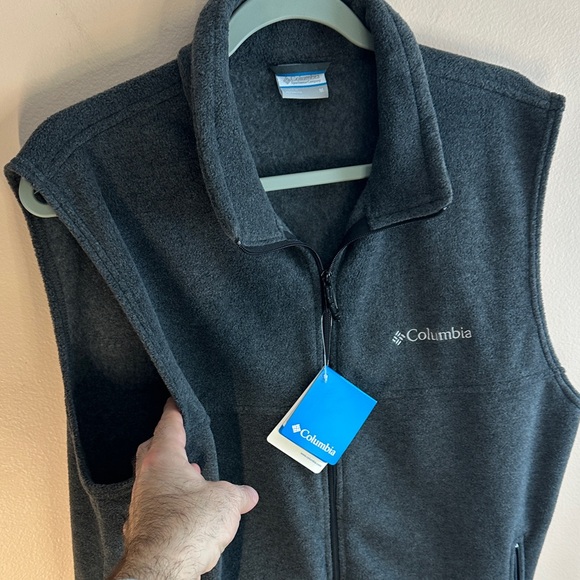 Columbia Charcoal Sleeveless Fleece Jacket - Picture 7 of 7